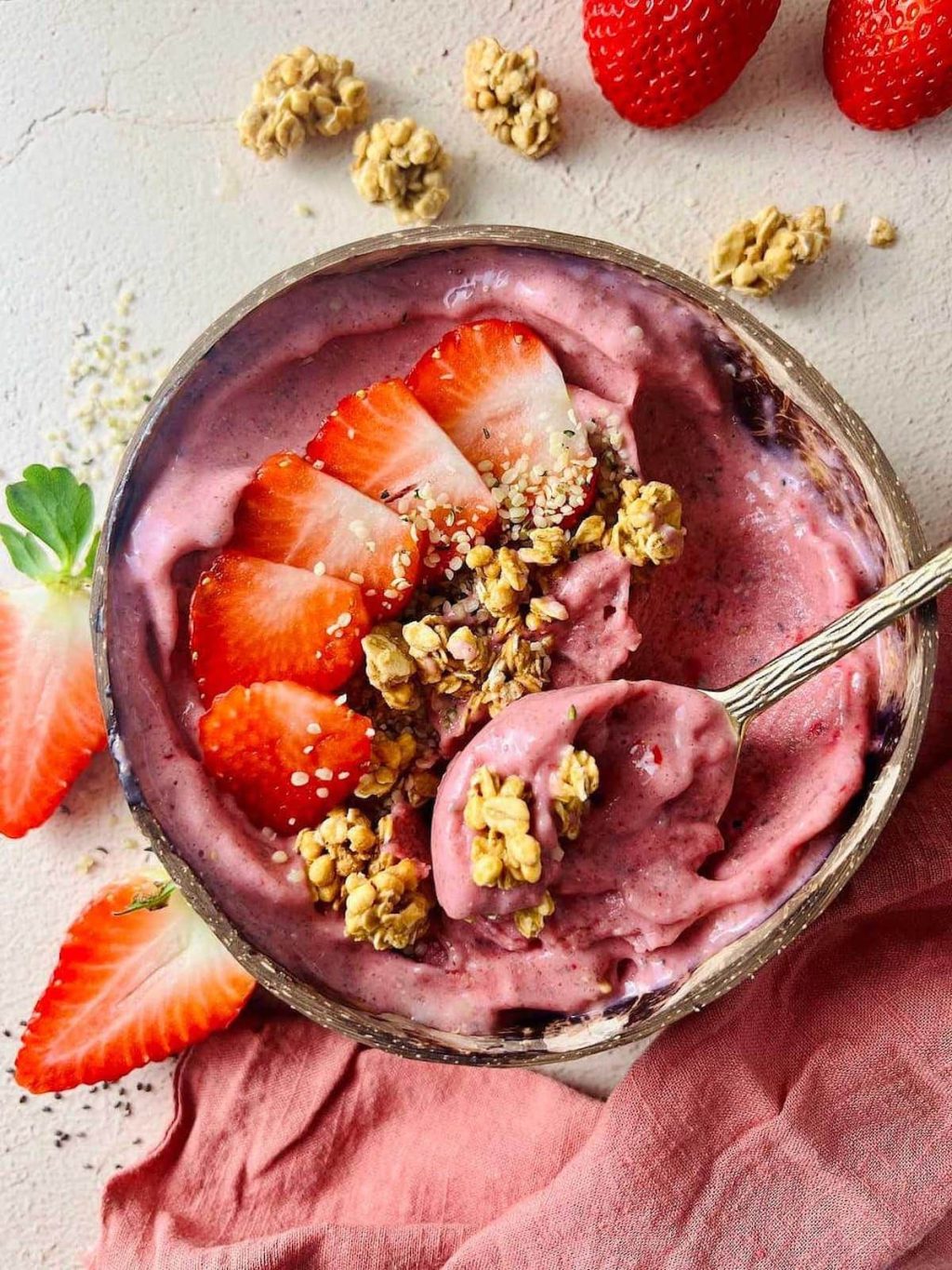 How to Make Thick Smoothie Bowl, Tips for a Creamy Breakfast